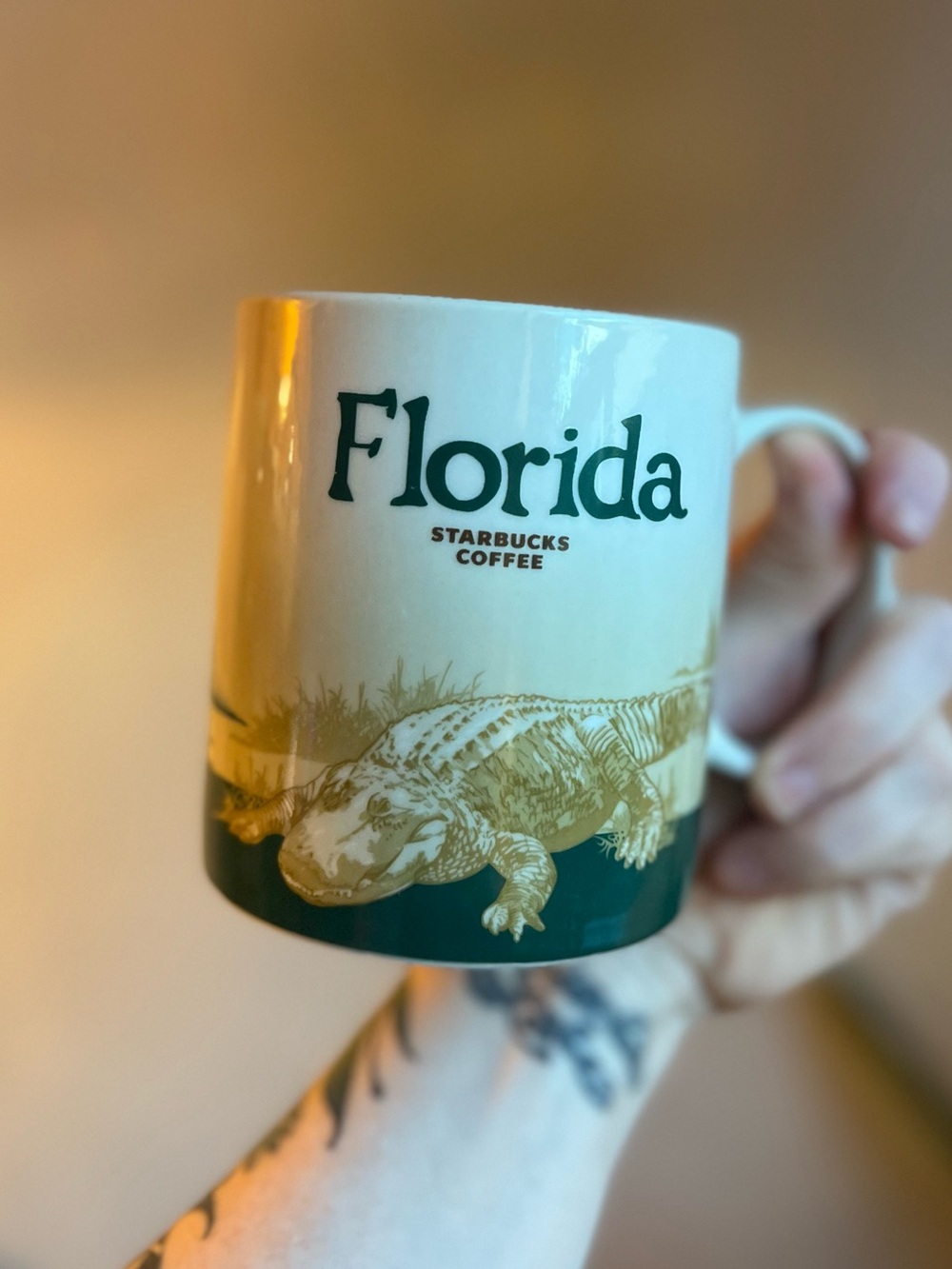 Starbucks Florida Collector Series Mug 2011 16 oz Alligator Gator Wetlands